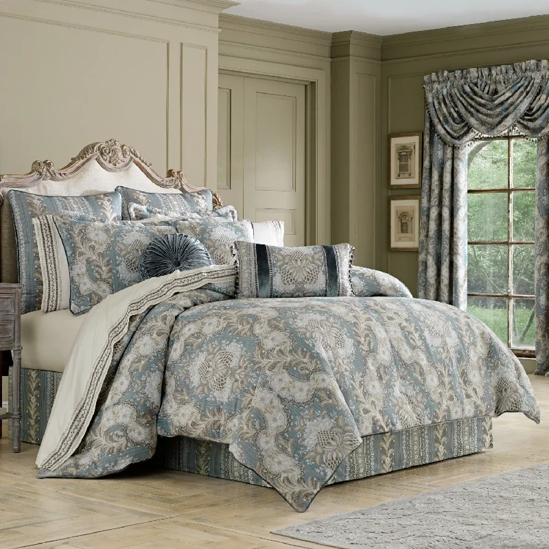 Crystal Palace Comforter Set