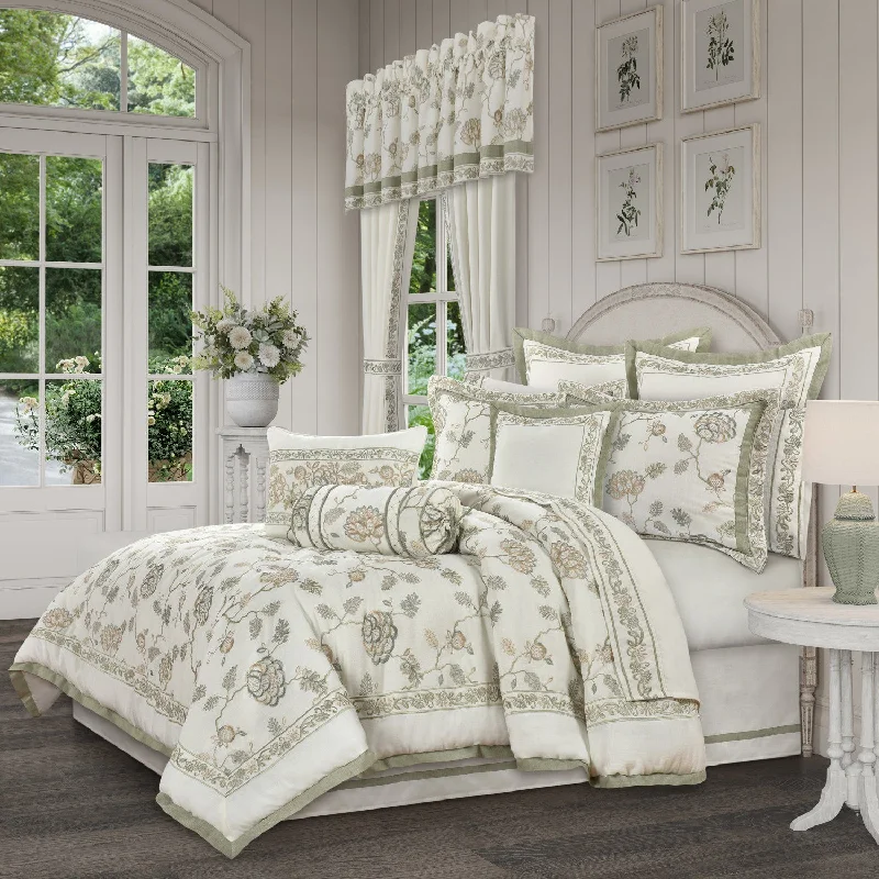 Fairview Comforter Set