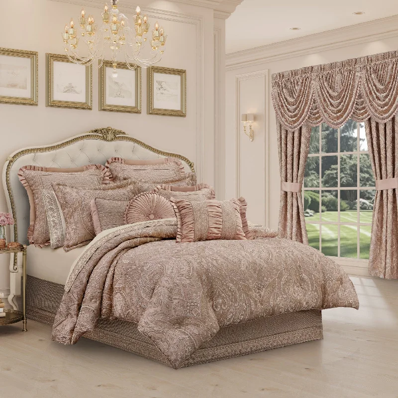 Fiorello Comforter Set