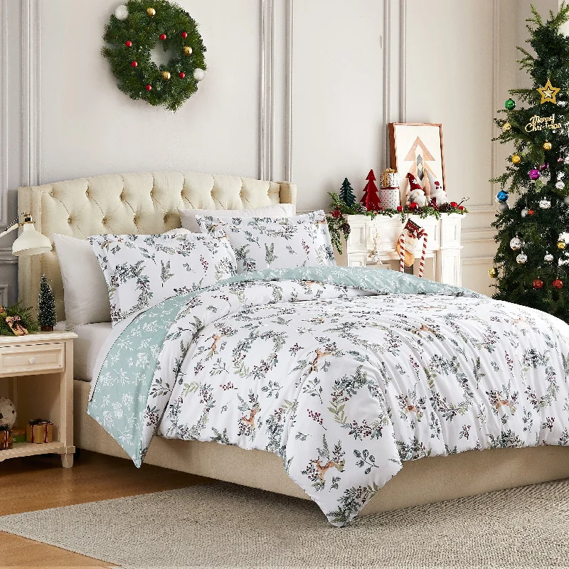 Happy Holidays Reversible Comforter Set