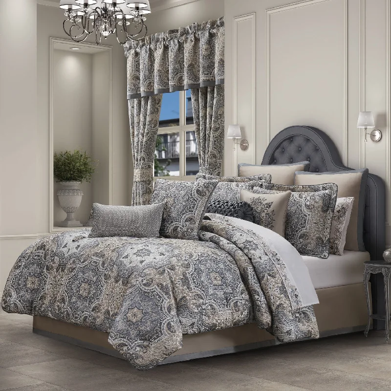 Legend Comforter Set