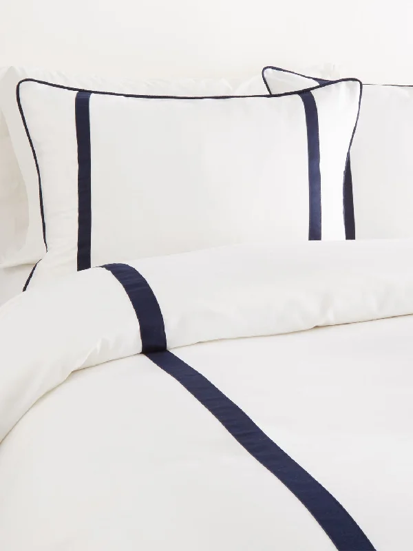 Montague & Capulet 400TC Duvet