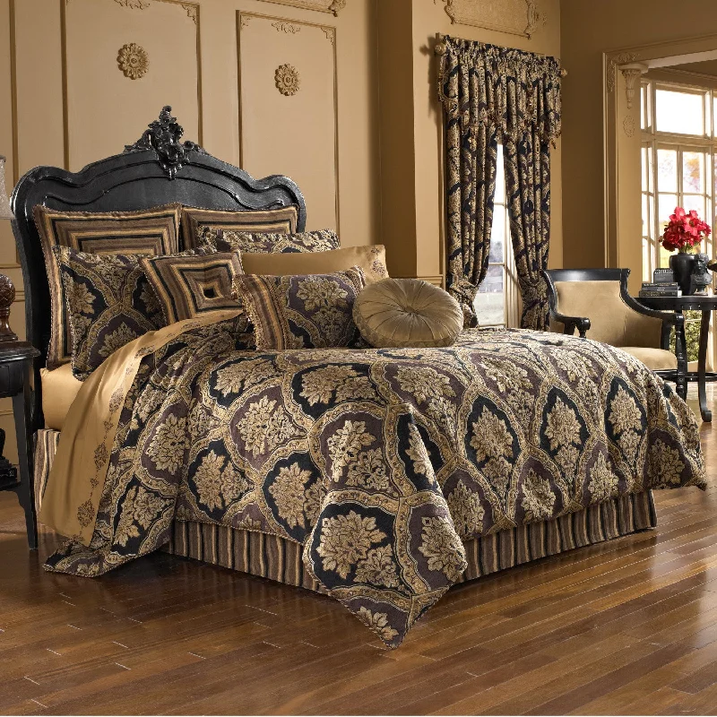 Reilly Comforter Set