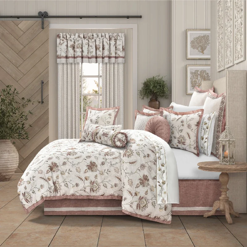 Santa Rosa Comforter Set