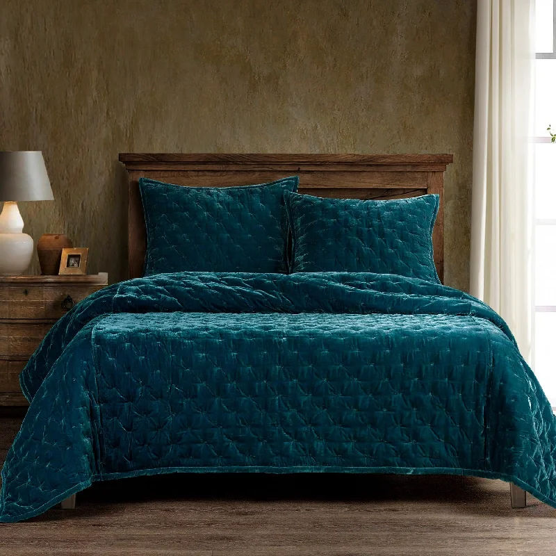 Stella Teal Faux Silk Velvet Quilt Set