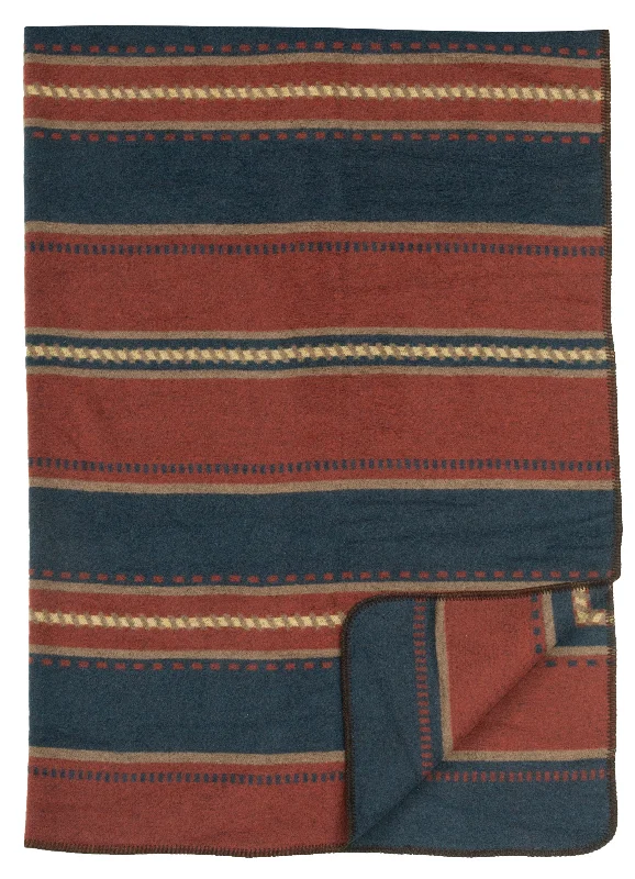 Wooded River Lariat Western Throw