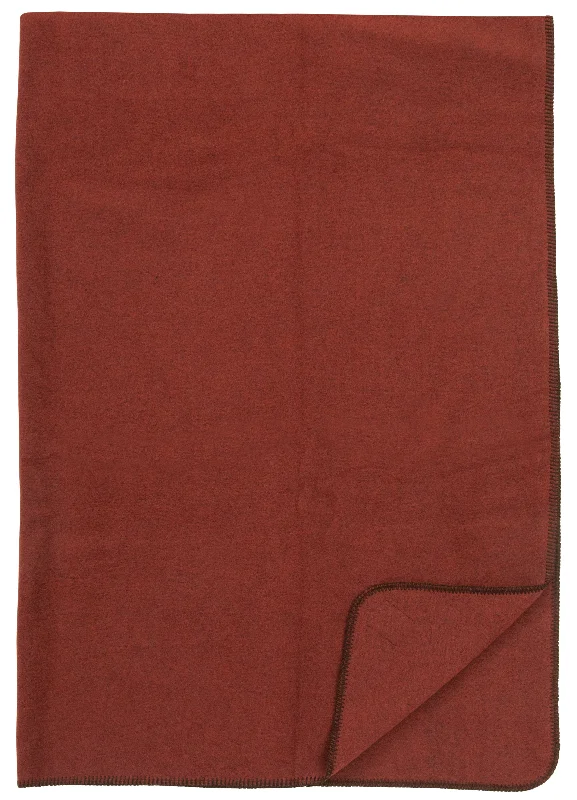 Wooded River Solid Spice Throw